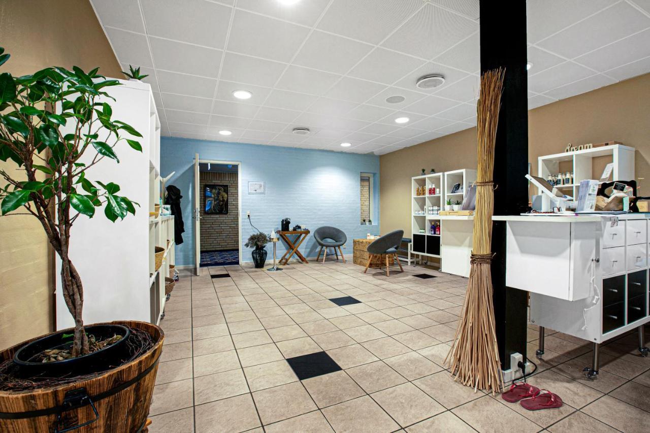 Hotel/ Apartments Marina Grenå Екстериор снимка