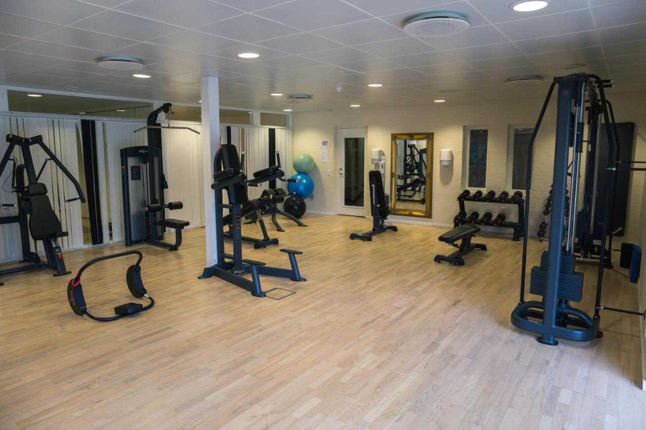 Hotel/ Apartments Marina Grenå Екстериор снимка