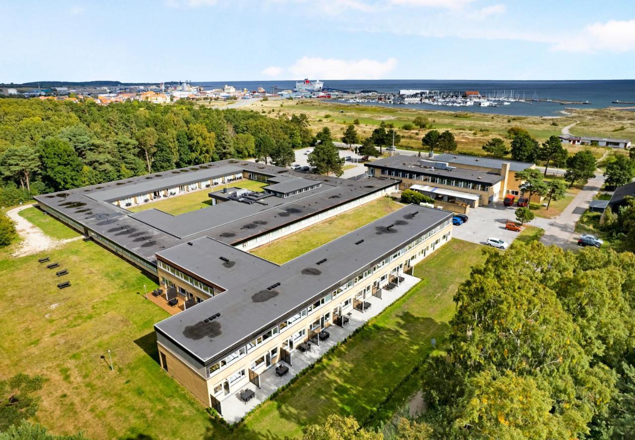 Hotel/ Apartments Marina Grenå Екстериор снимка